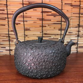 Cast iron kettle